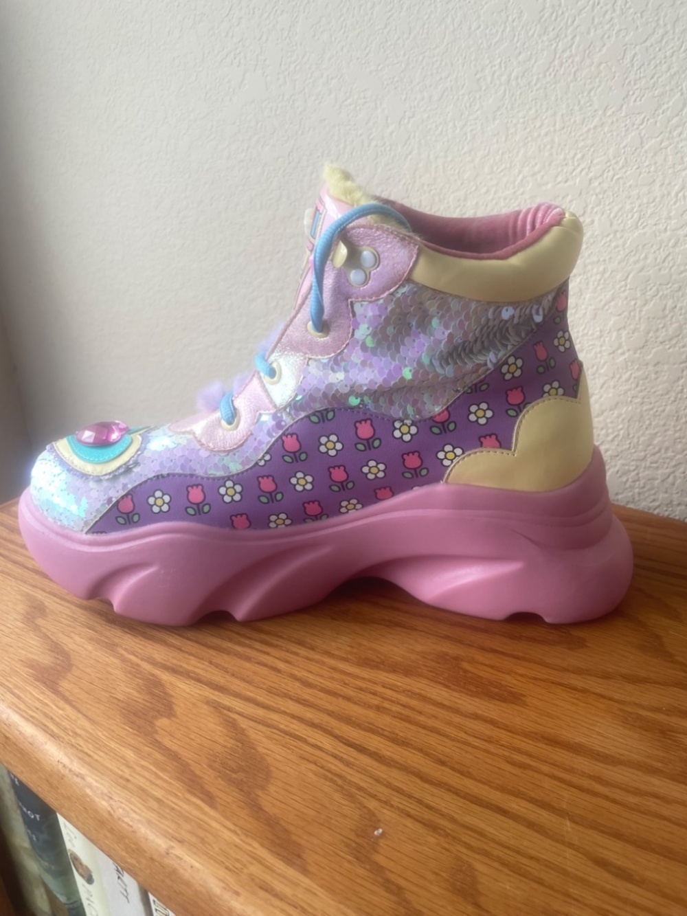 Irregular Choice x Sanrio - Hello Kitty Sneakers, US 9 / 40 - Picture 13 of 15